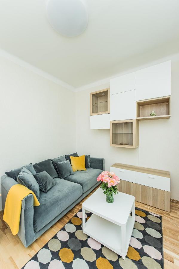 Lovely 1-Bedroom Apartment In Kaunas Old Town 외부 사진